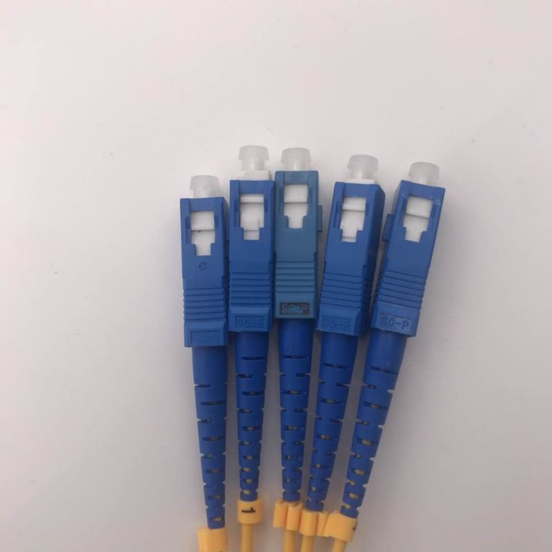 Вносимая потеря низкого уровня Splitter 1 * 4 PLC оптического волокна EPON GPON с соединителем