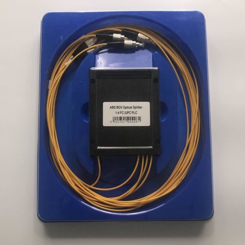 Тип коробки ABS Splitter 1x8 PLC стекловолокна FTTB FTTH SC/UPC